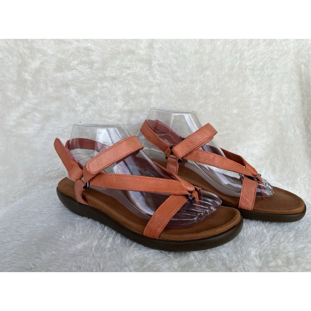 Gentle Souls Women's Size 8 Sandals